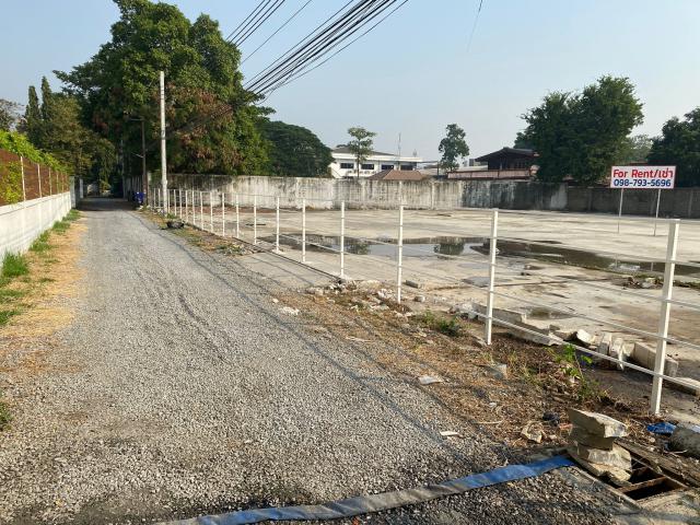 ให้เช่าที่ดินเปล่า ถม เทปูน ทำรั้วแล้ว ลาซาล 41